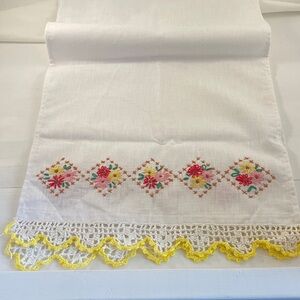 Hand-Embroidered White Linen Runner with Floral Motif